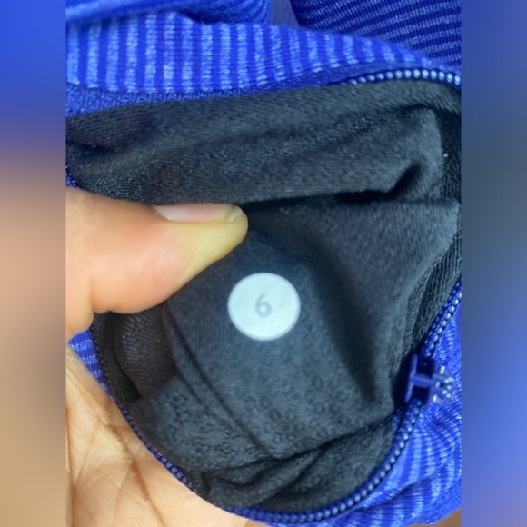 Lululemon In Stride Jacket in Dense Purple / Power Purple Size 6 - Picture 5 of 8